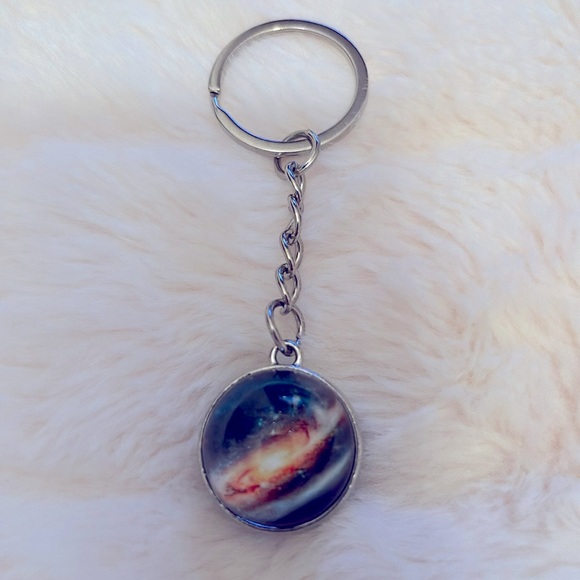 Double sided galaxy keychain - Picture 1 of 2